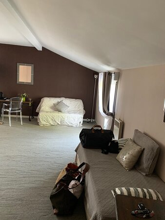 Le Renaissance主图