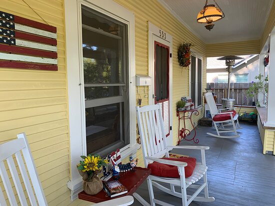 Poppy Sister Inn主图