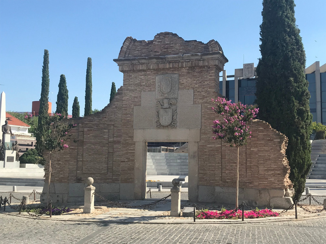 Fachada De La Casa De La Cadena
