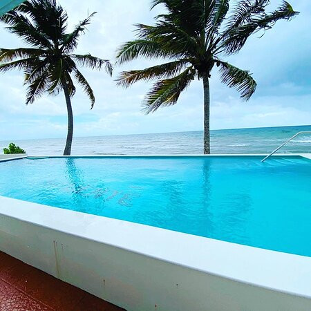 Bravo Beach Hotel主图