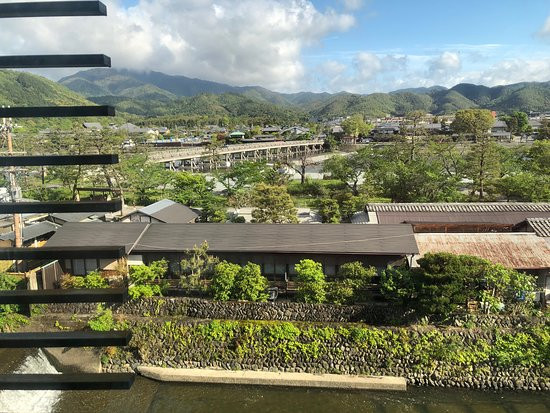 岚山酒店主图