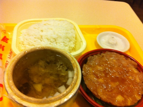 一日三餐(鸿翔店)主图