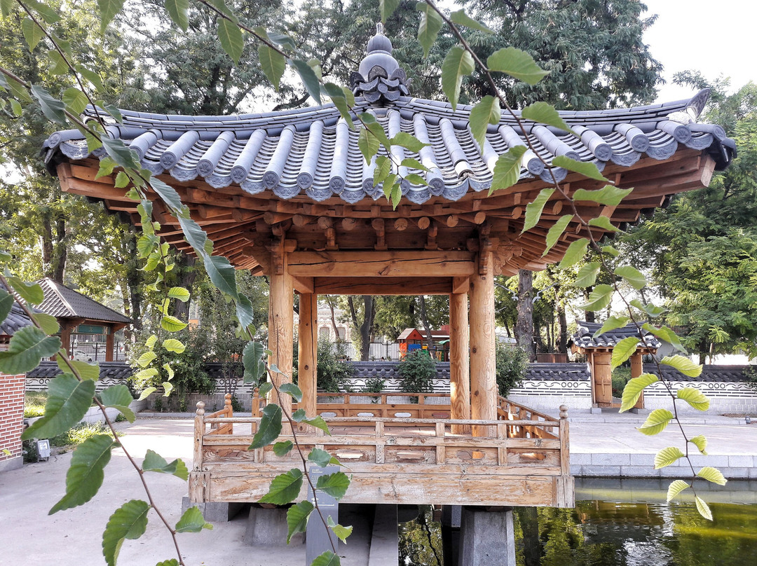 Yangiyul旅游景点-Seoul National Park