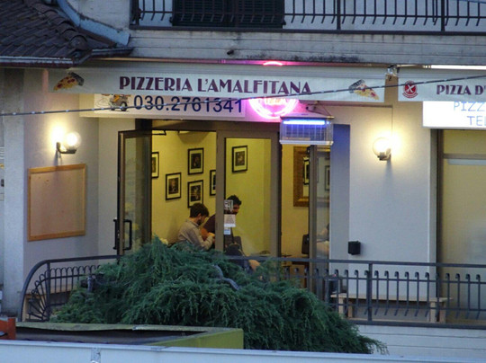 Flero餐馆和美食-Pizzeria D'Asporto L'Amalfitana