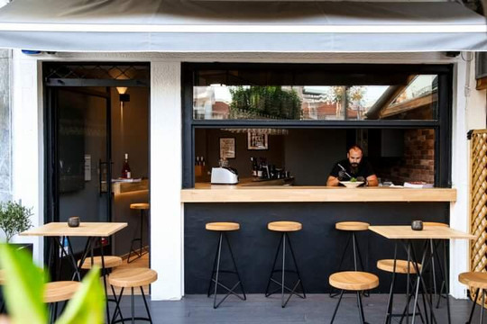 Ymittos餐馆和美食-Wine Barrique