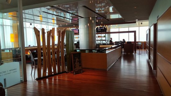 蒙特利尔机场万豪酒店主图