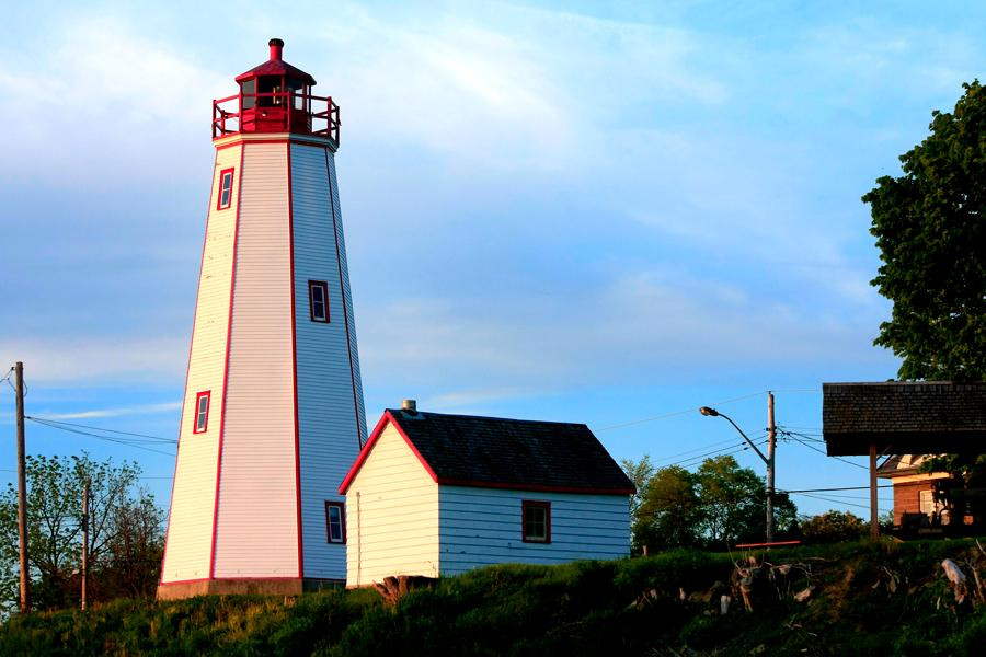 Port Burwell旅游景点-Port Burwell Marine Museum & Historic Lighthouse