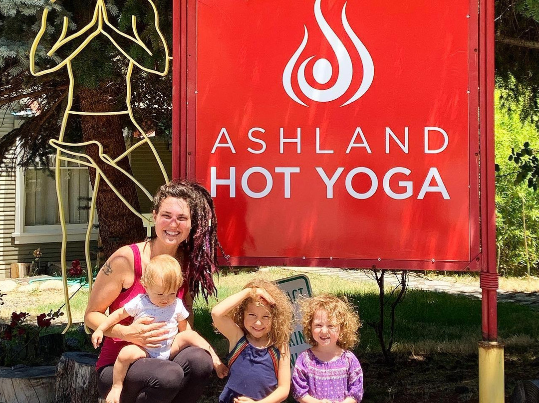 Ashland Hot Yoga-阿什兰必去景点