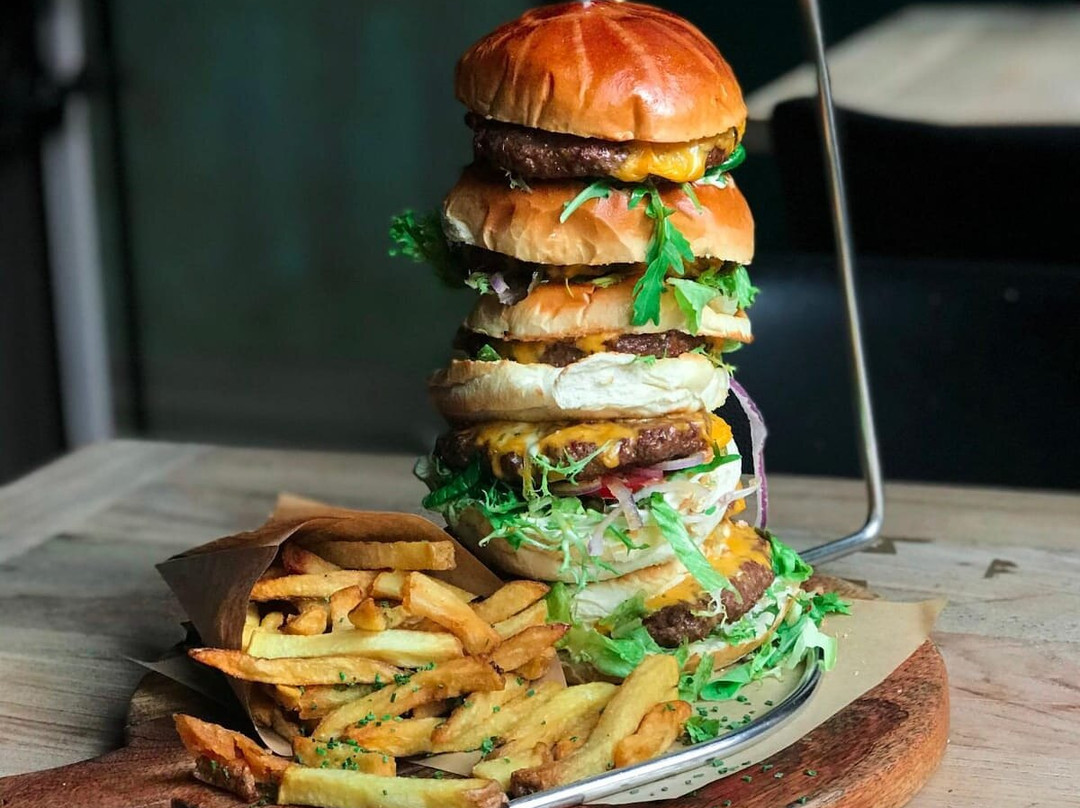 Burgers & Beers