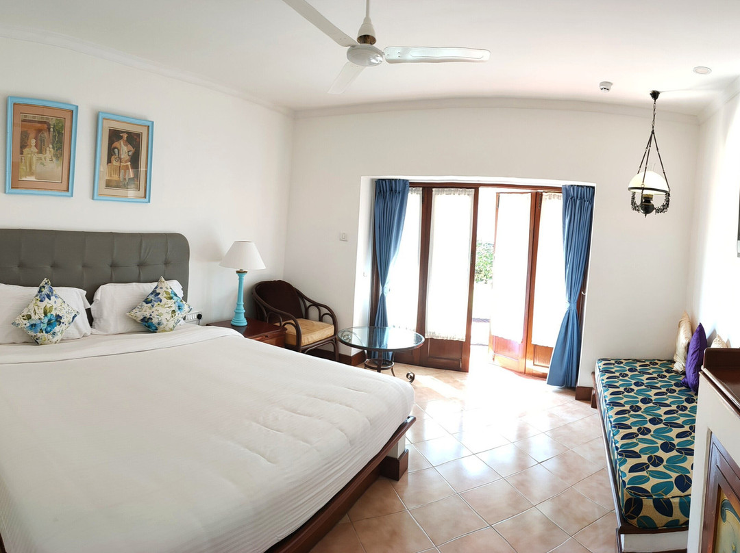Betalbatim酒店住宿-Coconut Grove Beach Resort