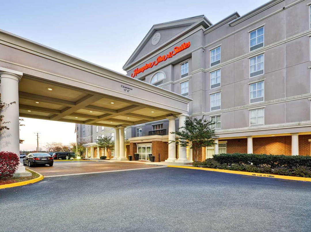 弗雷德里克斯堡希尔顿恒庭旅馆及套房酒店主图