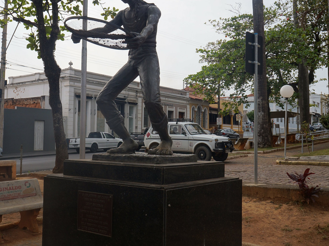 Estátua do Colhedor de Café