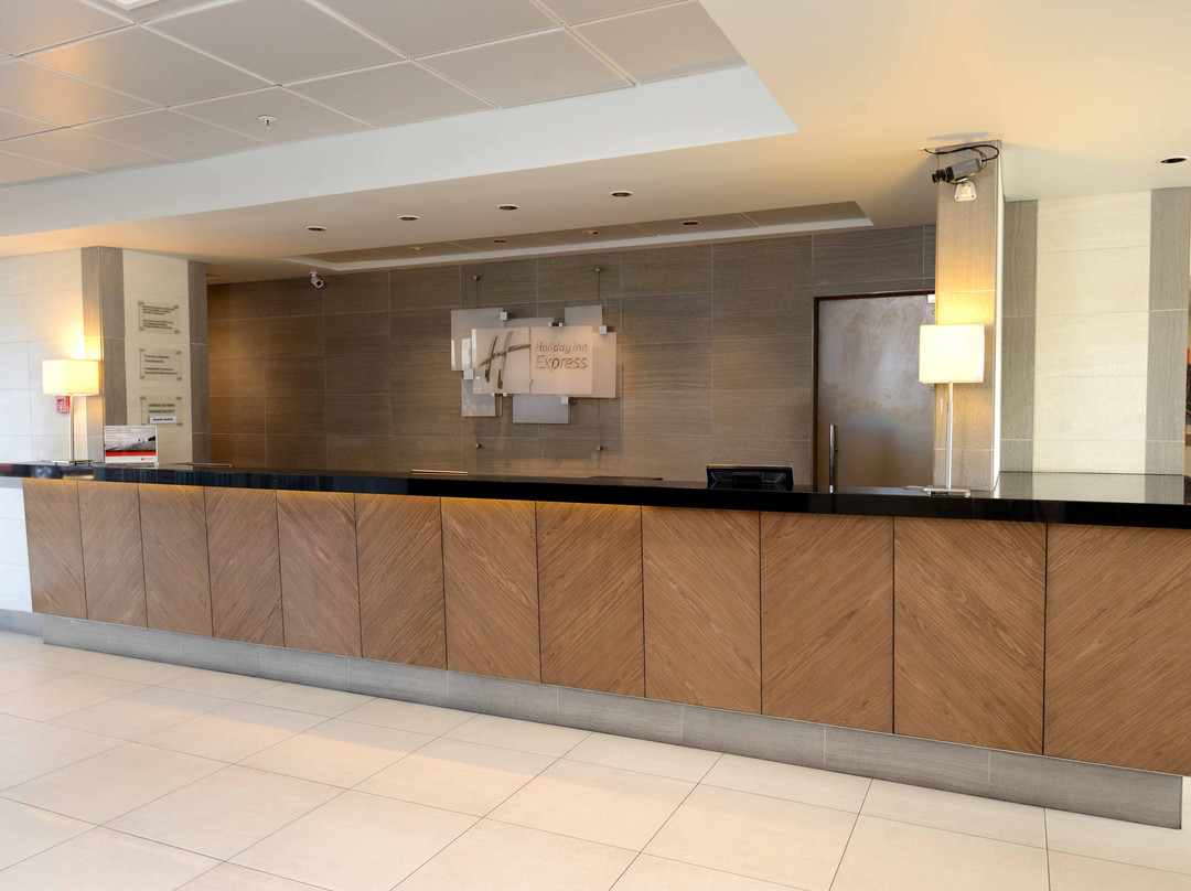 伊基克智选假日酒店主图