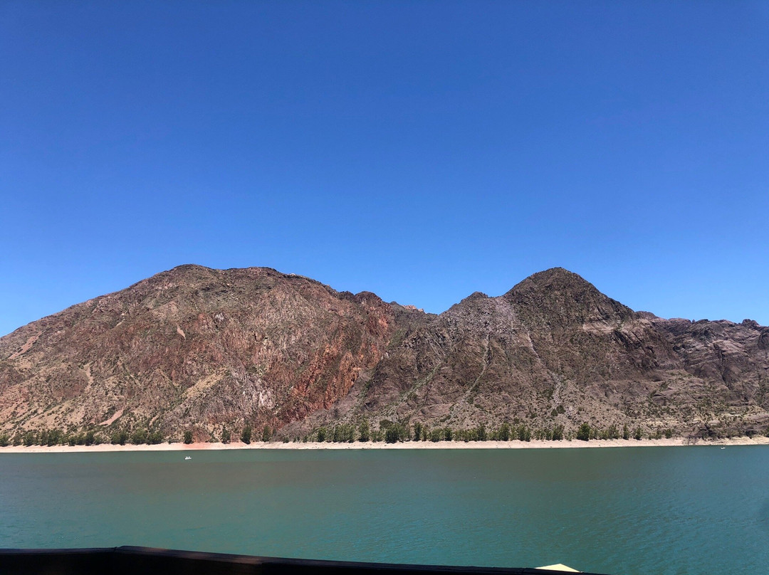 Aparthotel Los Reyunos主图