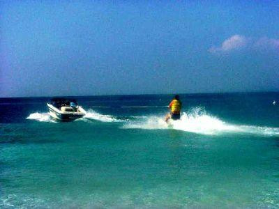 Captain's Watersports-蒙特戈贝必去景点