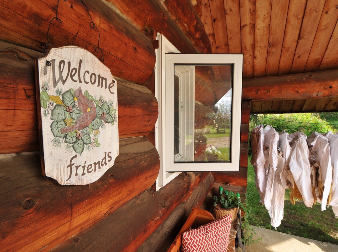 Christy Creek Honey-比榭湖必去景点