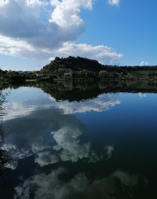 Lago d'Averno景点图片