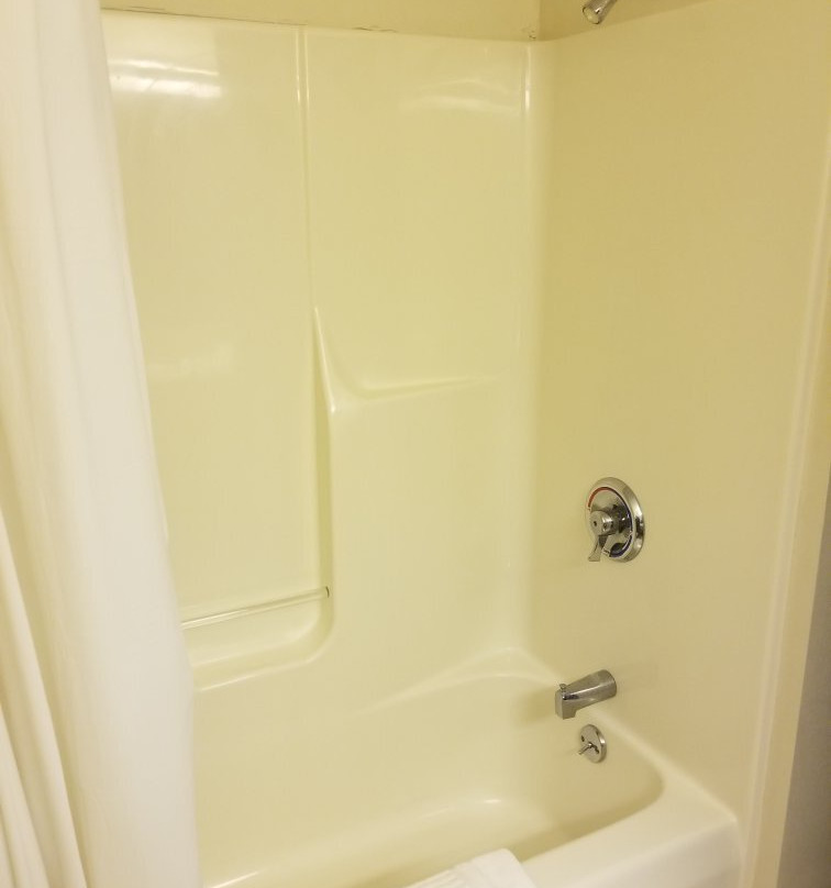 Countryside Inn主图