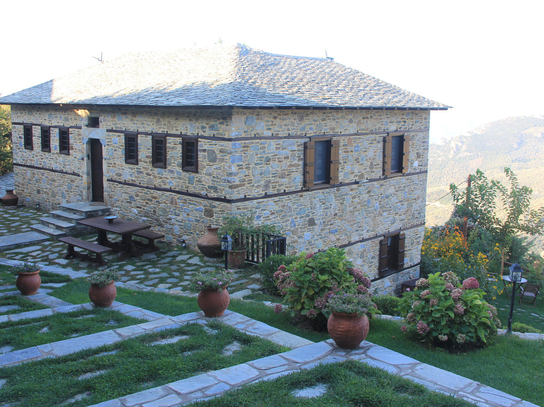 Iliopetra Luxury Suites主图