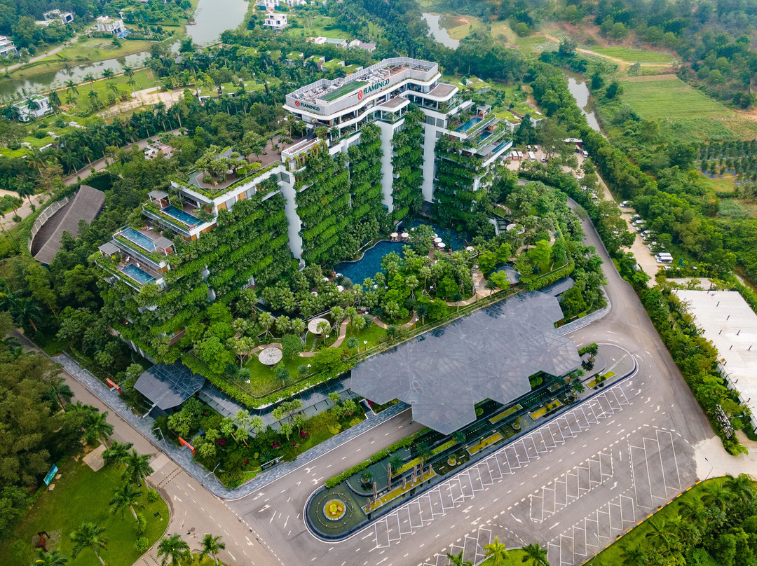 Wyndham Grand Flamingo Dai Lai Resort