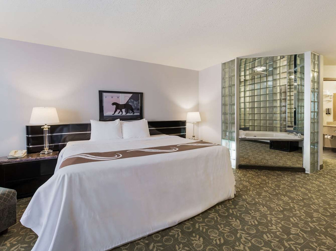 Quality Inn & Suites主图