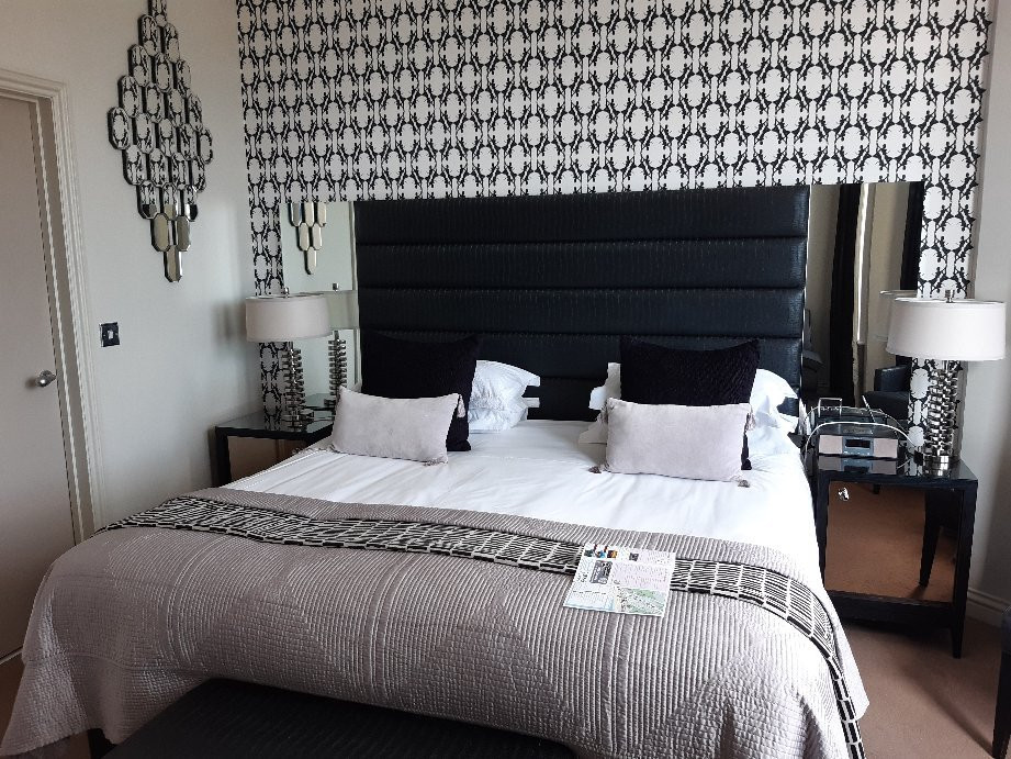 黑斯廷斯别墅酒店主图