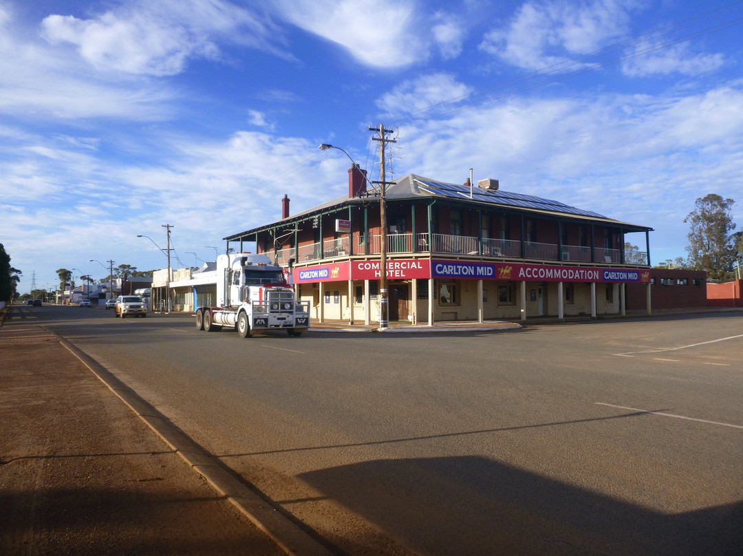 Commercial Hotel主图