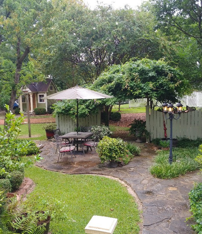 Azalea Inn Bed and Breakfast主图