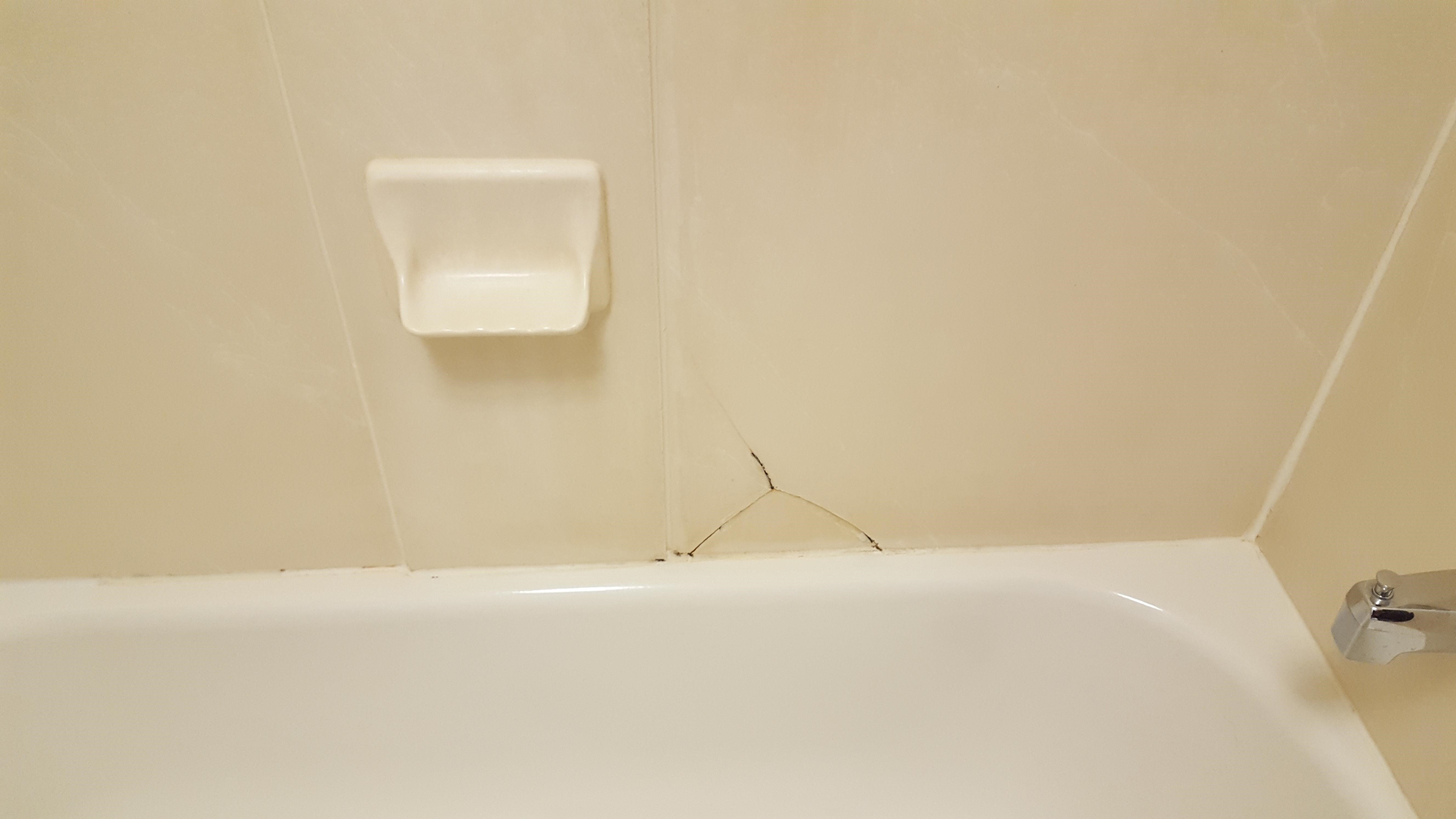 Kelly Inn and Suites Mitchell-浴室