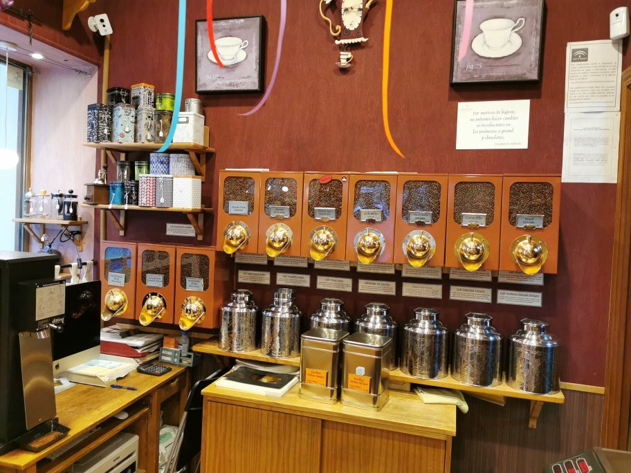 Golden Tips, Tes, Cafes y Chocolates-马拉加必去景点
