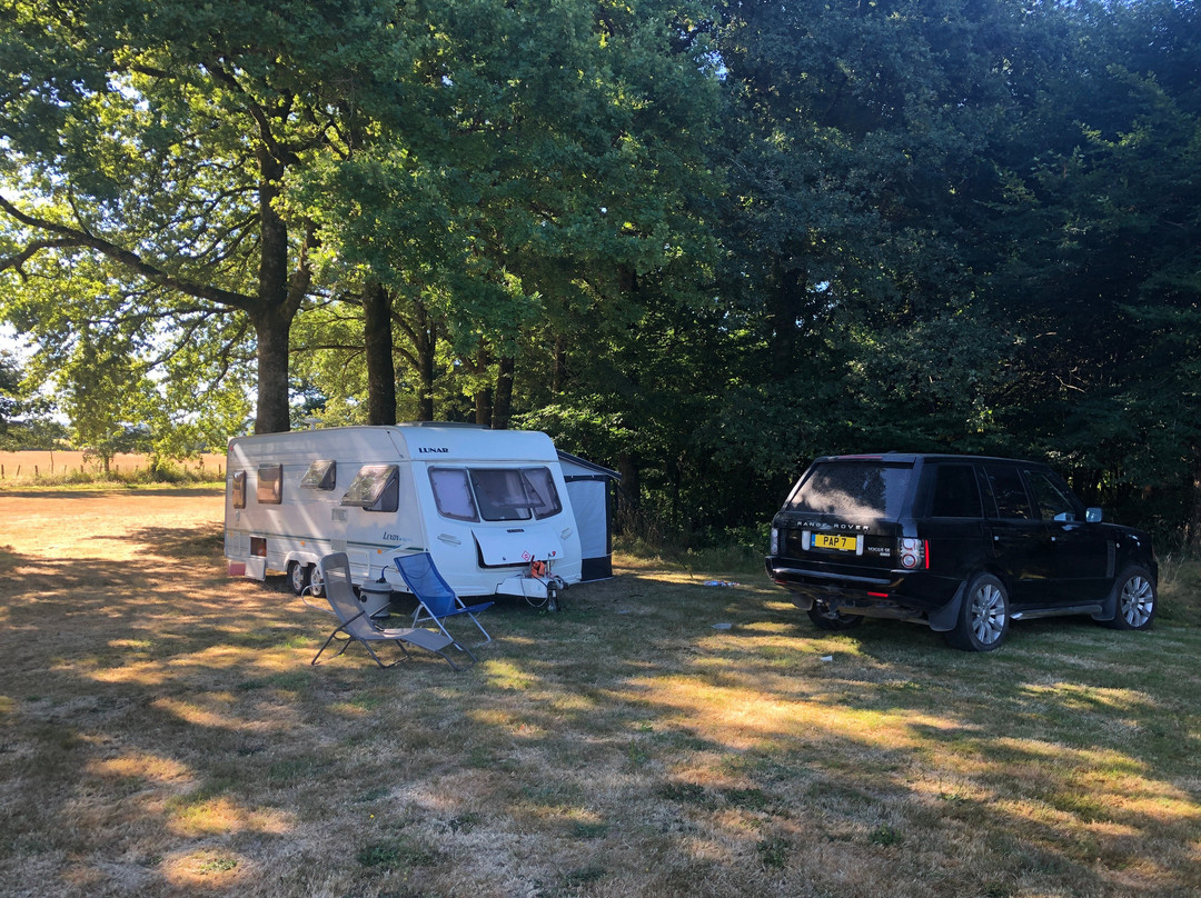 Fonclaire Holidays主图