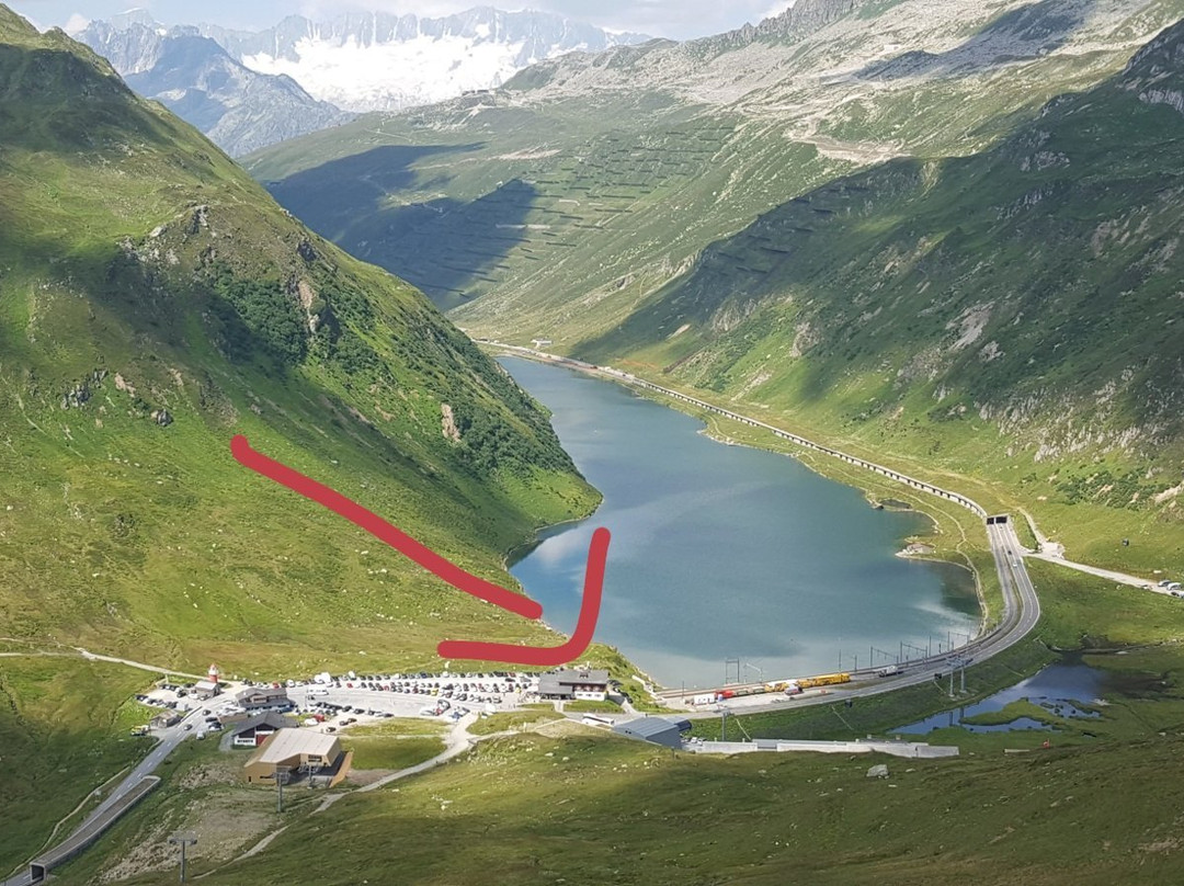 Berggasthaus Piz Calmot主图