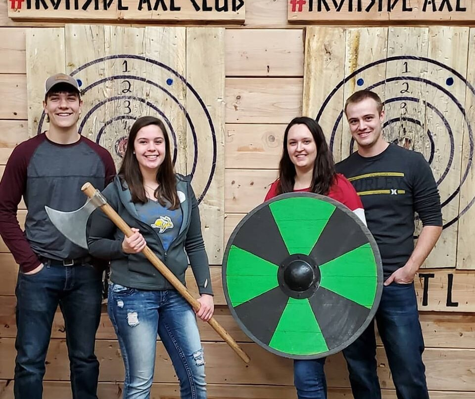 Old School Arcade And Axe Throwing-罗切斯特必去景点