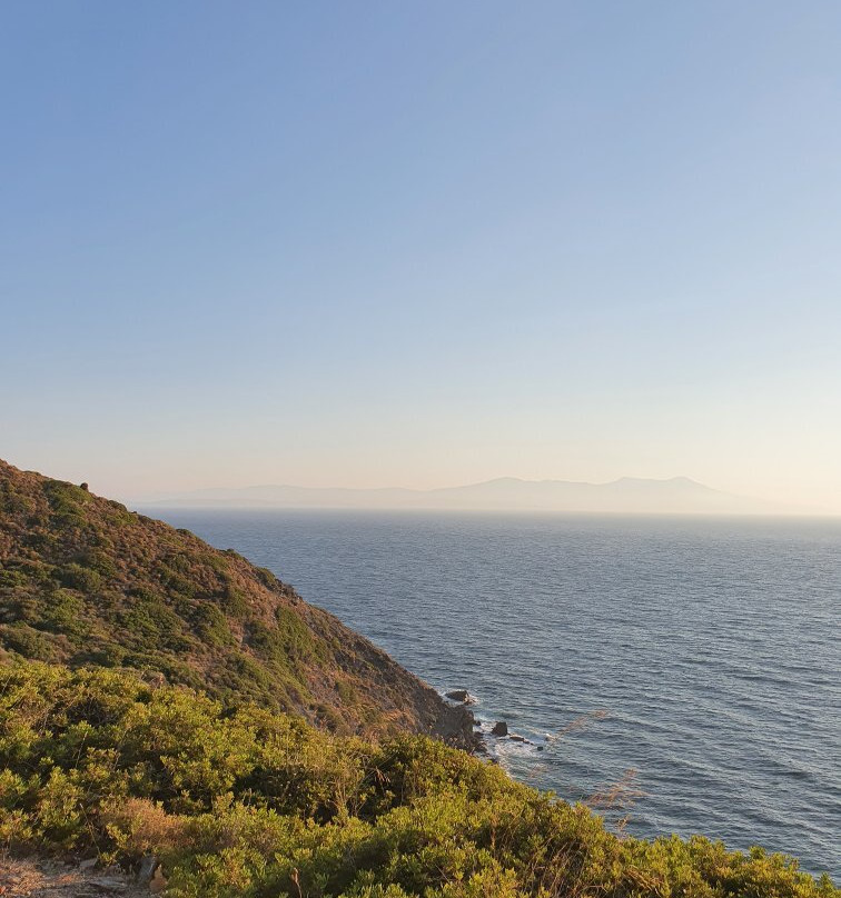 Sarpincik Deniz Feneri-Karaburun必去景点