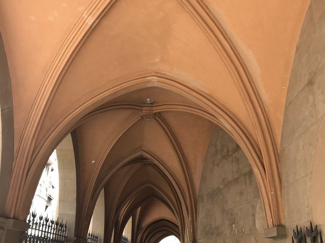 Iglesia de San Nicolas-潘普洛纳必去景点