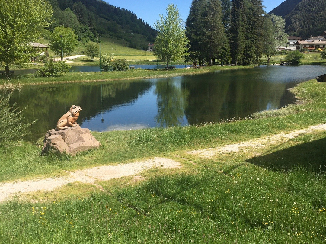 Lago delle Buse景点图片
