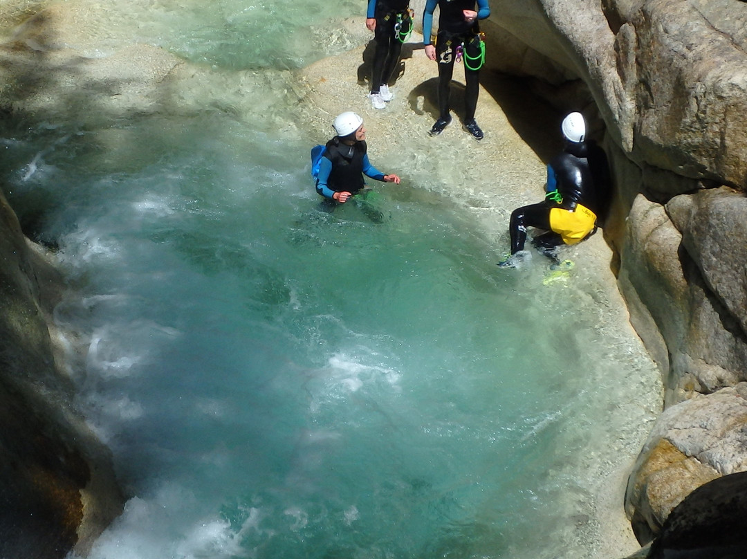 Ossau de l'eau canyoning景点图片