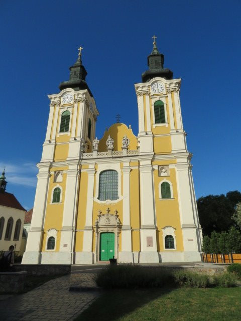 Szent István király Parish Church-Szekesfehervar必去景点