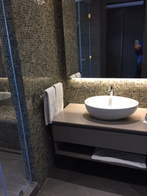 The View Rabat-浴室