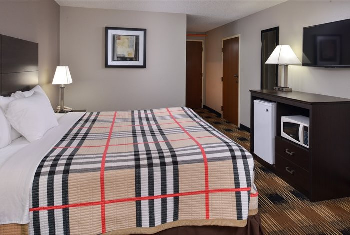 FairBridge Inn Express主图