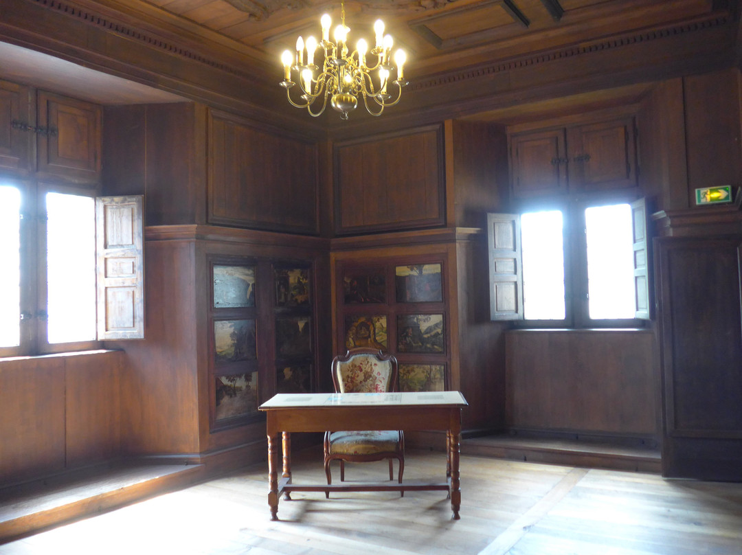 Musee d'Histoire et d'Archeologie-瓦讷必去景点