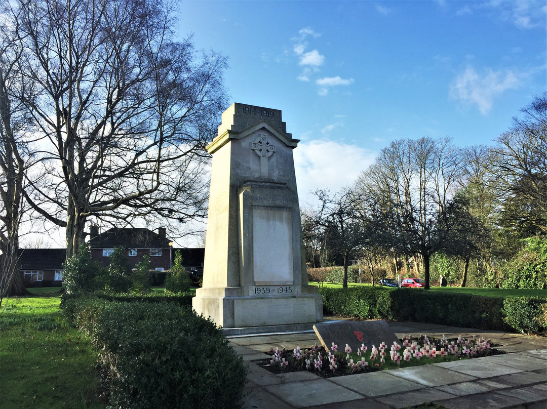 Pembury War Memorial景点图片