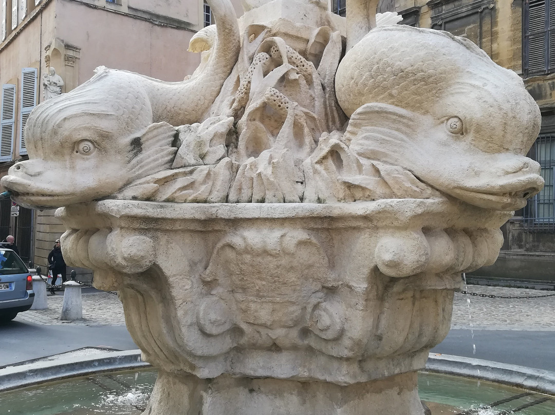 Fontaine des Quatre-Dauphins景点图片