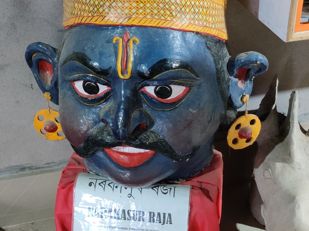 Mask Masking at Samaguri Satra景点图片