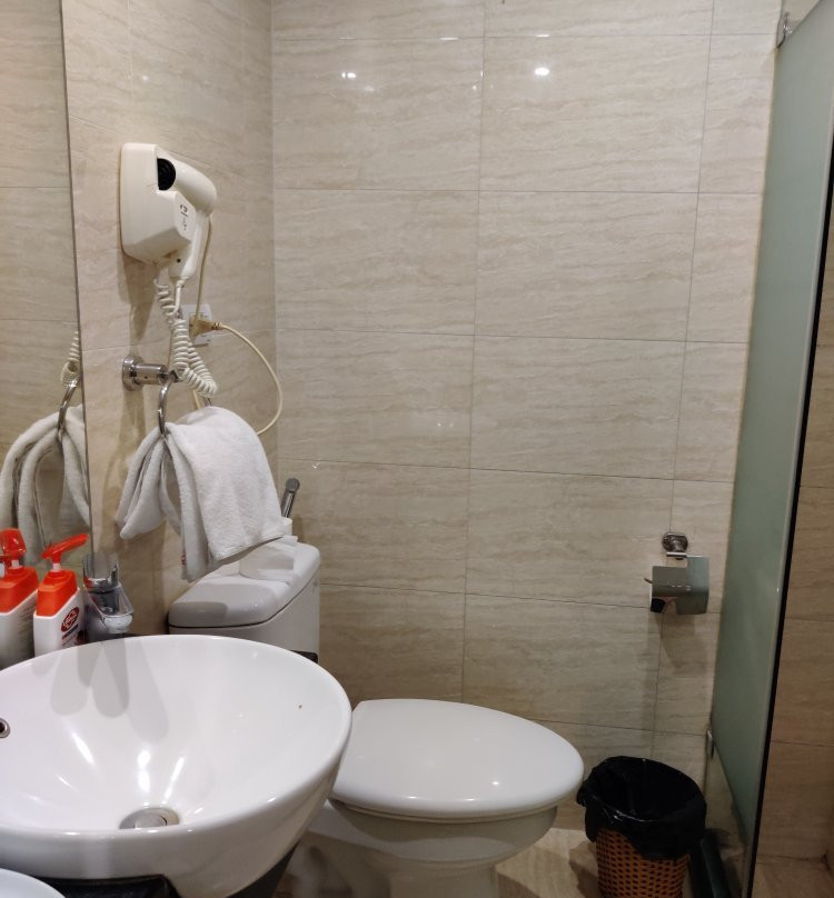 腾龙大酒店主图