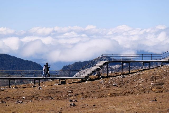 蓝月山谷-香格里拉县必去景点