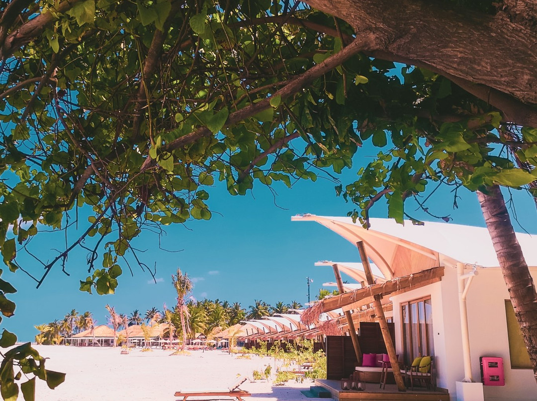 加雅礁湖-哈库拉岛酒店主图