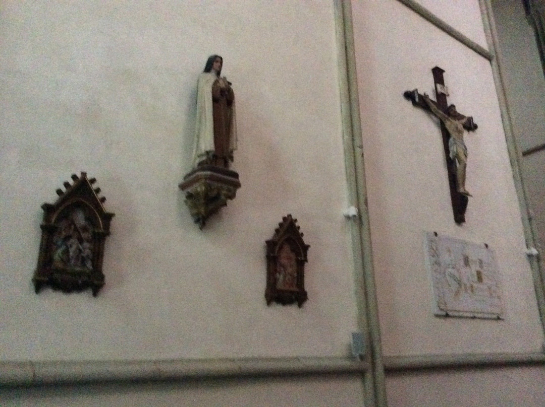 sanctuaire Notre-Dame de la Salette-St-Martin-des-Champs必去景点