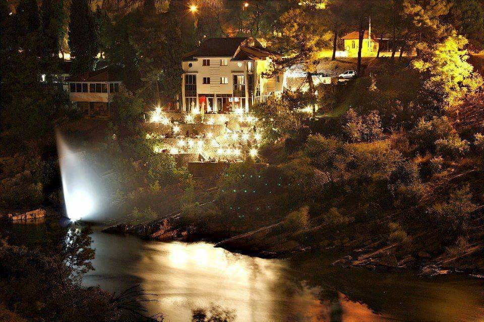 Hotel Ambasador主图