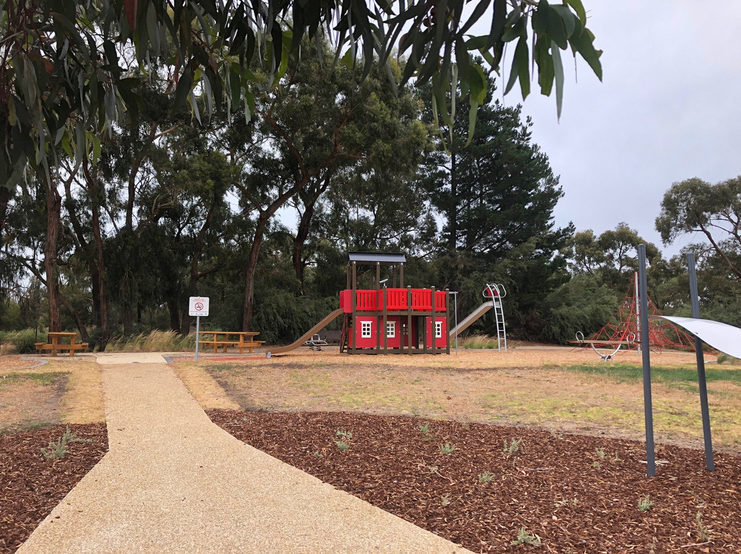 Darnley Drive Playground景点图片